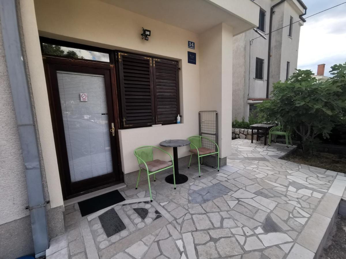 Guest House Dijana Kraljevica Exterior photo