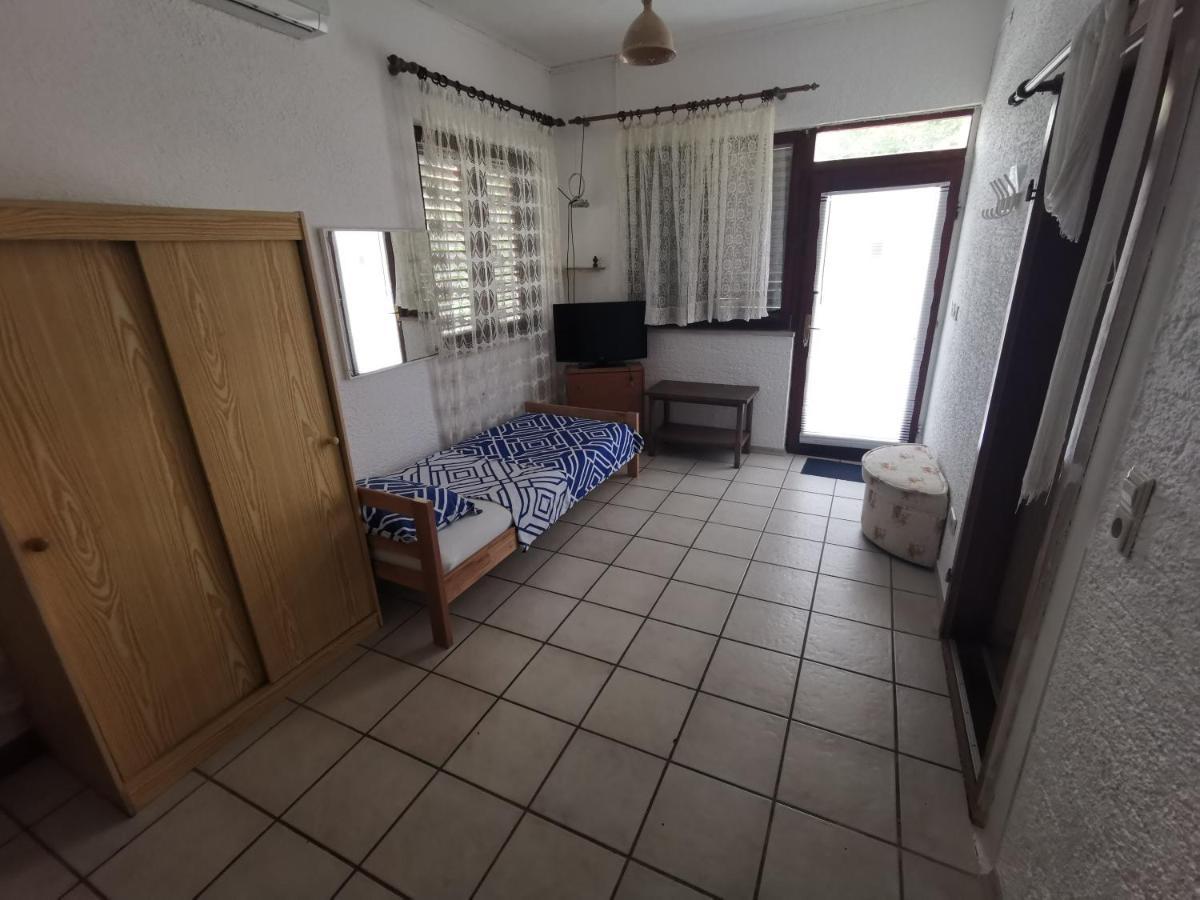 Guest House Dijana Kraljevica Exterior photo