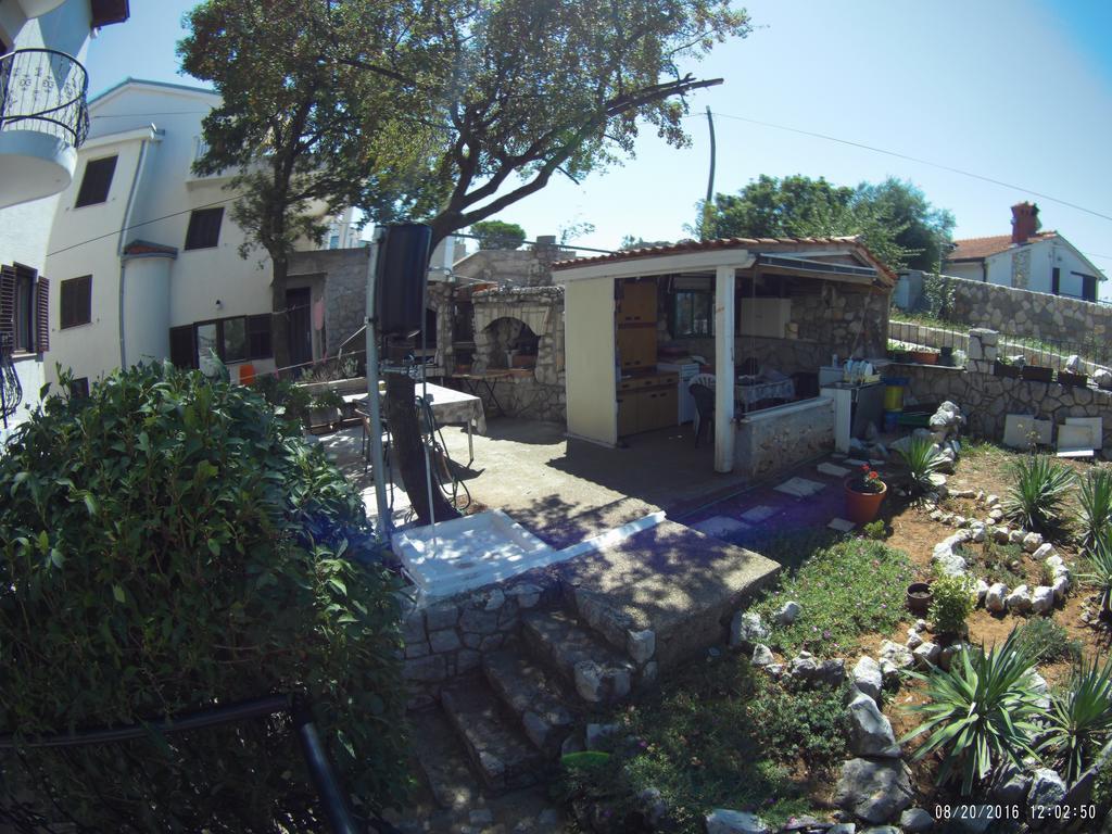 Guest House Dijana Kraljevica Exterior photo